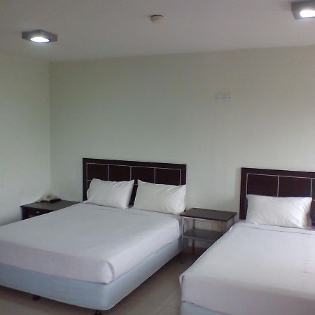 Hotel Orient Johor Bahru Zewnętrze zdjęcie