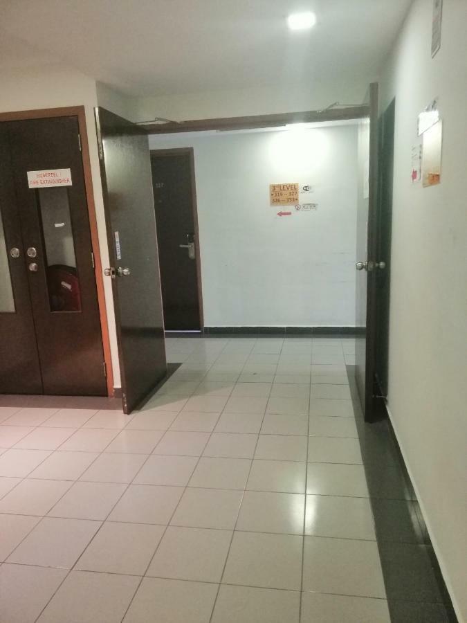 Hotel Orient Johor Bahru Zewnętrze zdjęcie