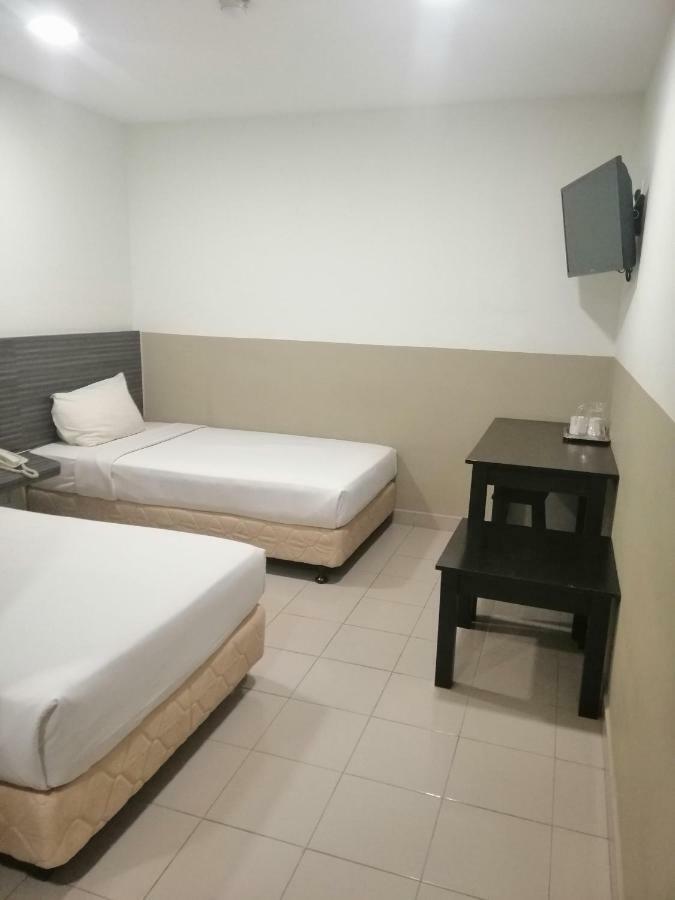 Hotel Orient Johor Bahru Zewnętrze zdjęcie